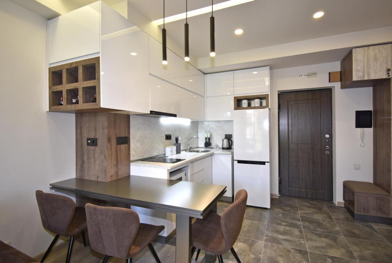 Home4You Apartments On Koghbatsi Erevan Exterior foto